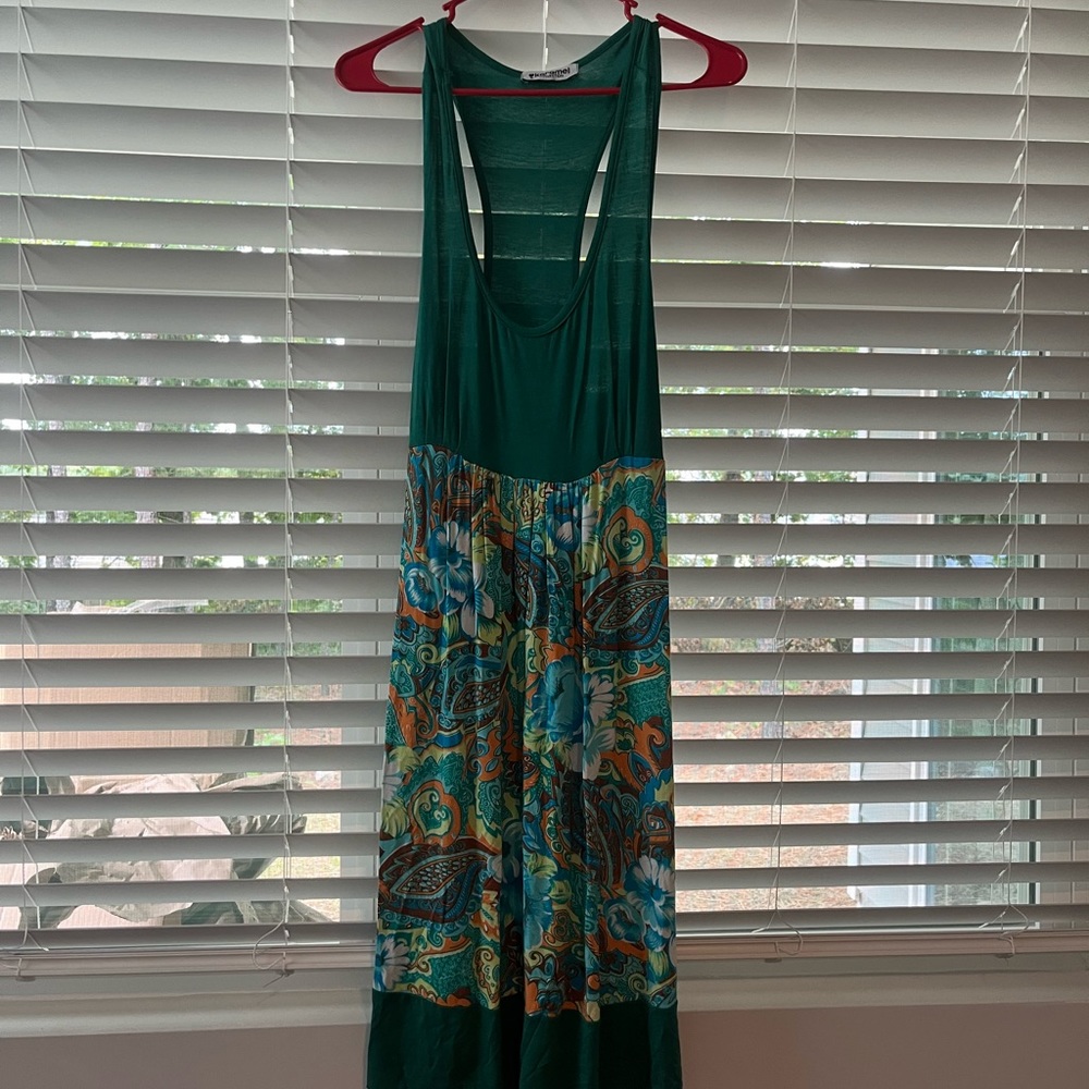 Great summer dress.